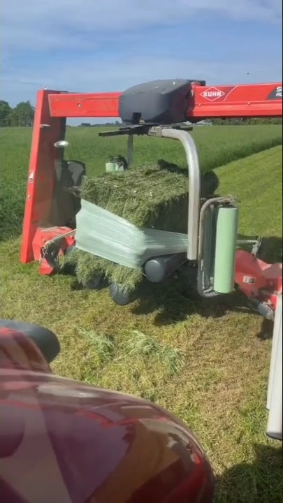 Bale Wrapper SW 4014 AutoLoad || Made By KUHN France || #shorts #farming
