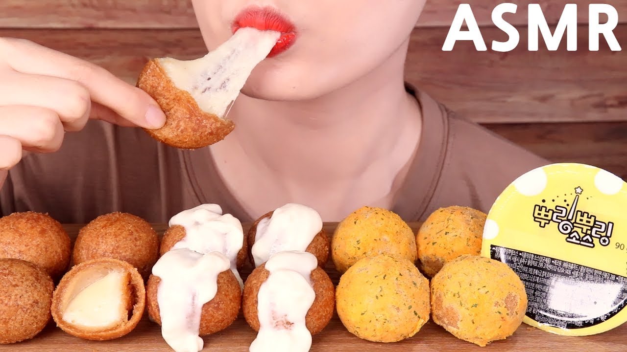 ASMR CHEESE BALLS (2 flavor) eating sounds MUKBANG치즈볼 먹방【咀嚼音】チーズボール