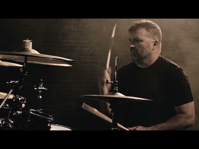 Staind - Ghosts (Official Music Video)