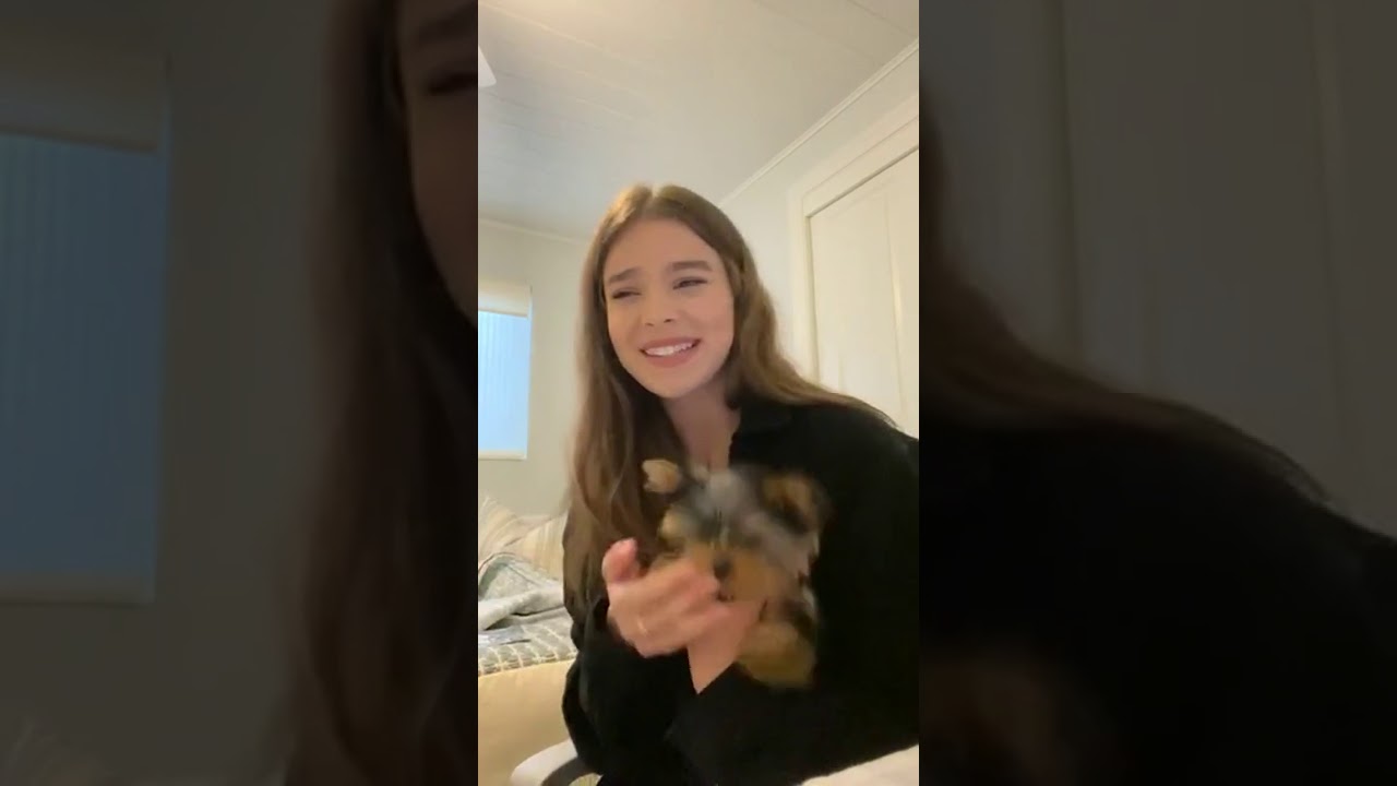 Hailee Steinfeld Live Stream, May 4, 2020