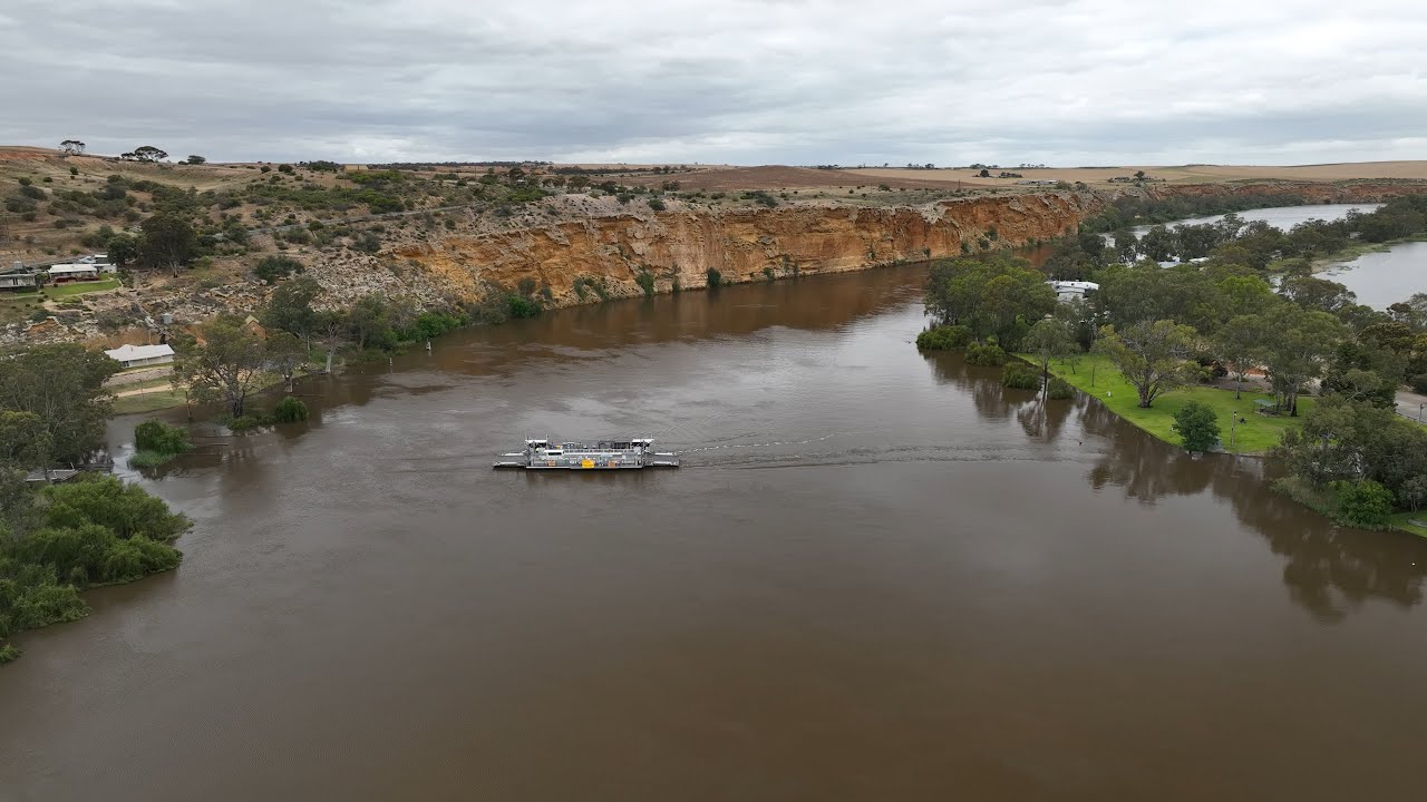 Rising Flood Waters, Walker Flat SA YouTube