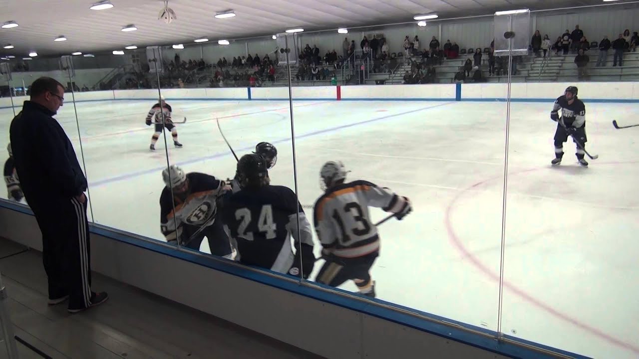 20151212161046 Hanover vs Plymouth North Boys Hockey game played at