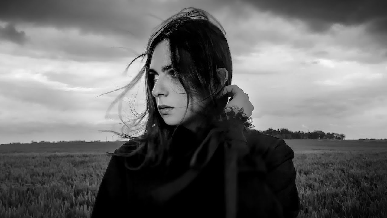 Guarda Elias Dris - The Void su YouTube Guarda Elias Dris - The Void su YouTube