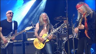 Video thumbnail of "Smoke On The Water JOE SATRIANI +DOUG ALDRICH +ULI JON ROTH at GUITARE EN SCENE  FRANCE 2018"