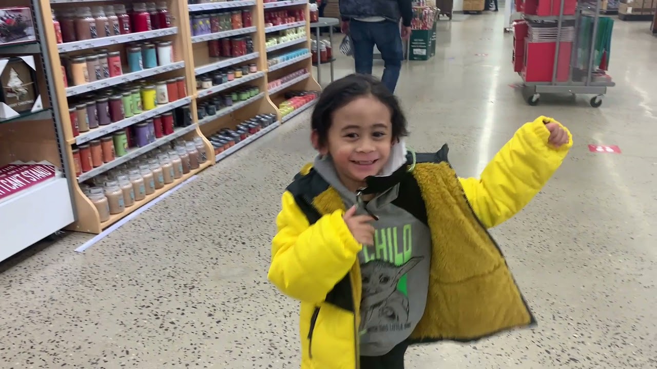 CHRISTMAS SHOPPING SPREE 2021