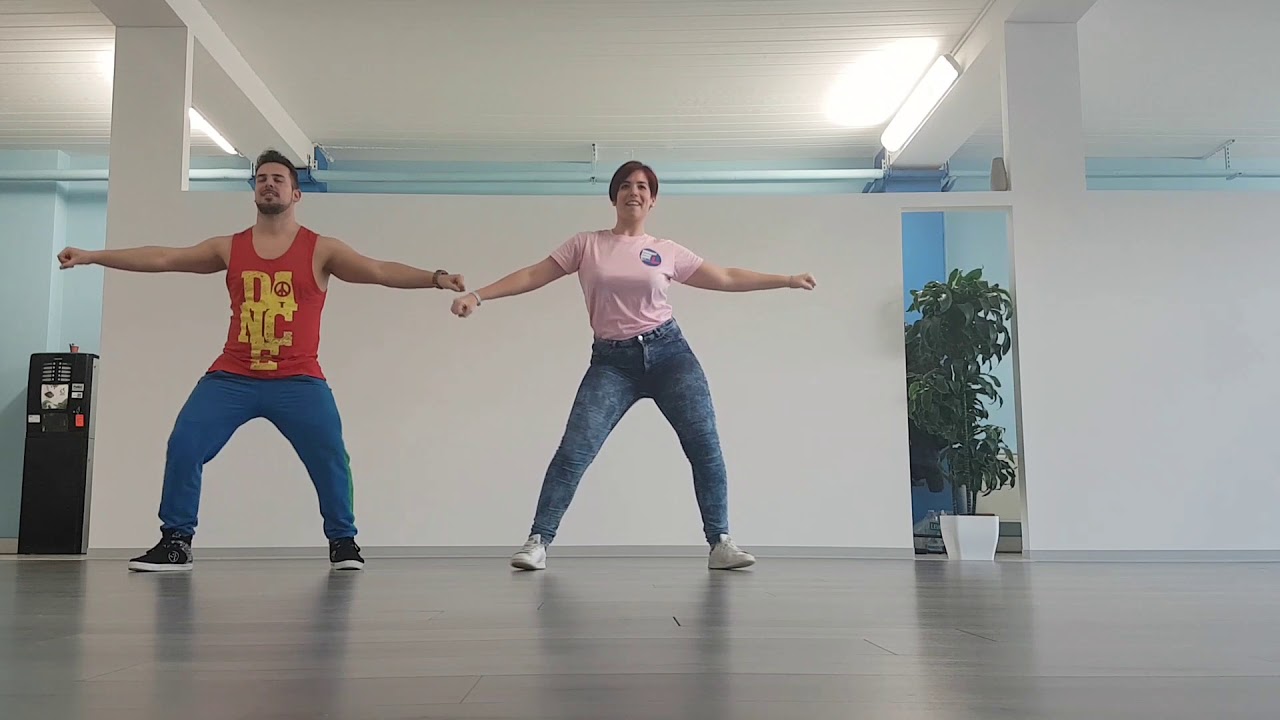 Reggaeton choreo livello base - passi e movimenti base combinati: Energia Latina Rovigo