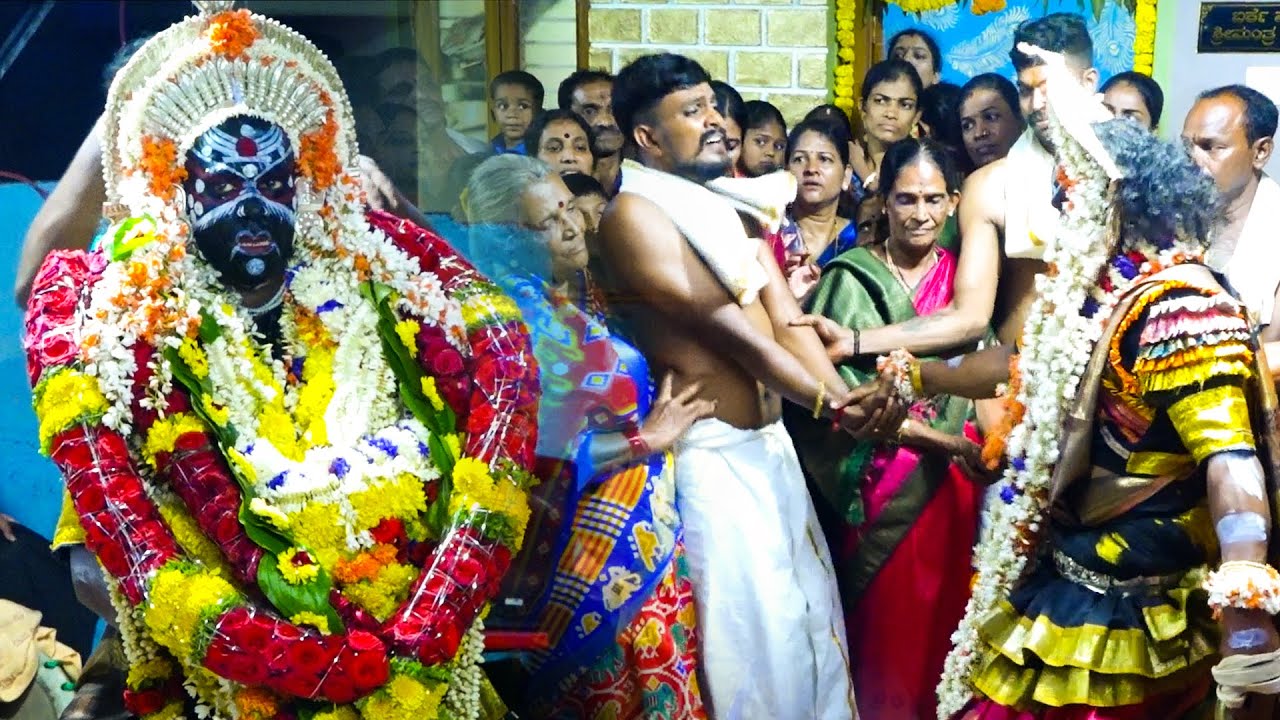 Mantradevathe Kola | Barke Mane Shivaji Nagar | Kamalaksha mijaar | Colors Kudla