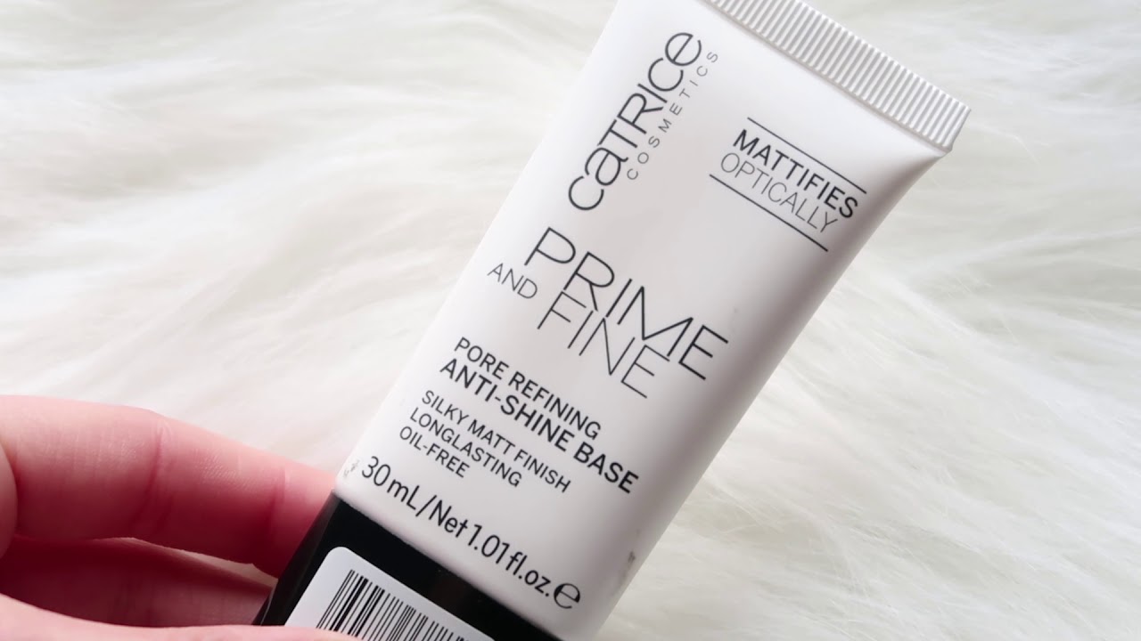 Праймер катрис. Catrice Prime and Fine Pore refining and Anti-Shine Base. Catrice Prime and Fine primer. Катрис база под макияж. Catrice праймер для лица.