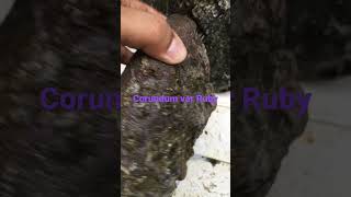 Corundum var Ruby
