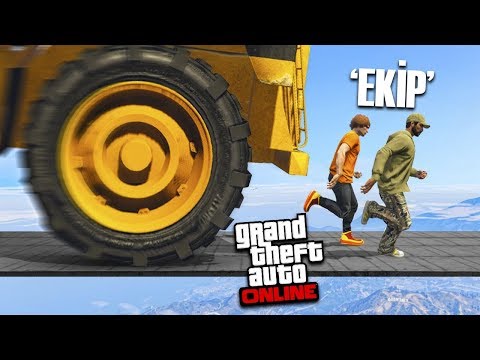 BU PARKURU BİTİREN DAHA YOK !! (Kamyonlar VS Koşucular)- GTA 5 Online (Sesegel,Ümidi,Ozan)