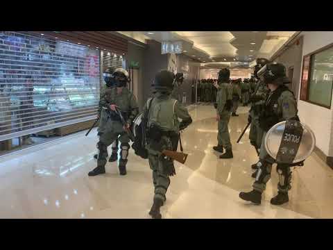 Armed police in Popcorn shopping malls (Oct. 13, 2019)