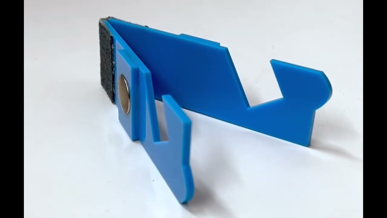 MagneStand: Sleek Portable Phone Stand