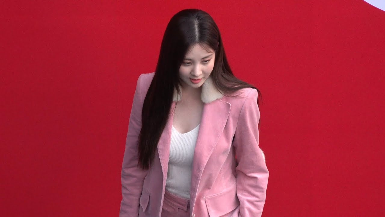 181019 서현 SEOHYUN 미스지 컬렉션 포토월 4K 직캠 @ 서울패션위크 by Spinel