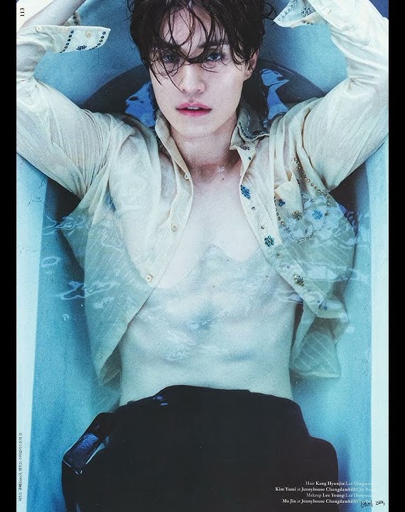 HOT BODY OF LEE DONG WOOK