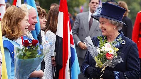 Queen Elizabeth Royal Visit 2002