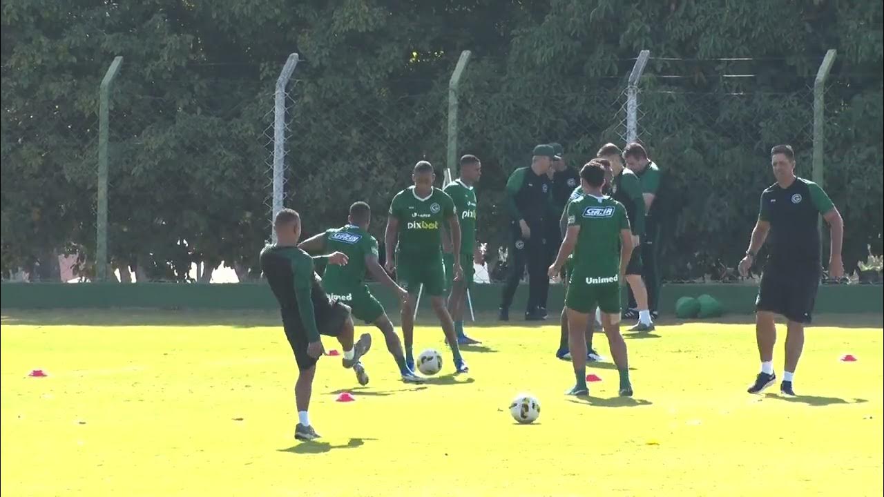 Pré-jogo entre Goiás e Botafogo bem quente. A diretoria do Goiás tomou  diversas medidas para que a torcida do Botafogo, grande na região, fosse  vetada, chegando a por exemplo, cobrar mais para