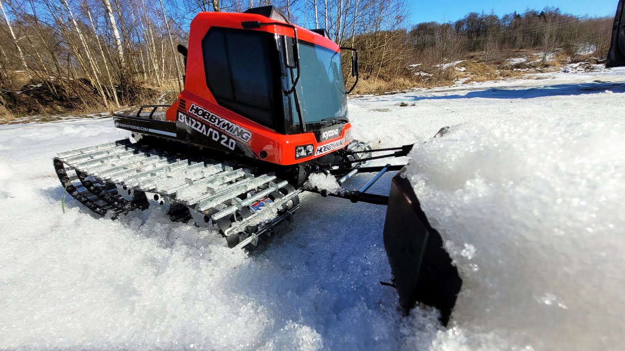 Die Schneeraupe bekommt ECHTE METALLKETTEN!