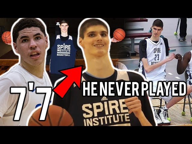 What Happened To LaMelo Ball's 7'7 Teammate Robert Bobroczky at