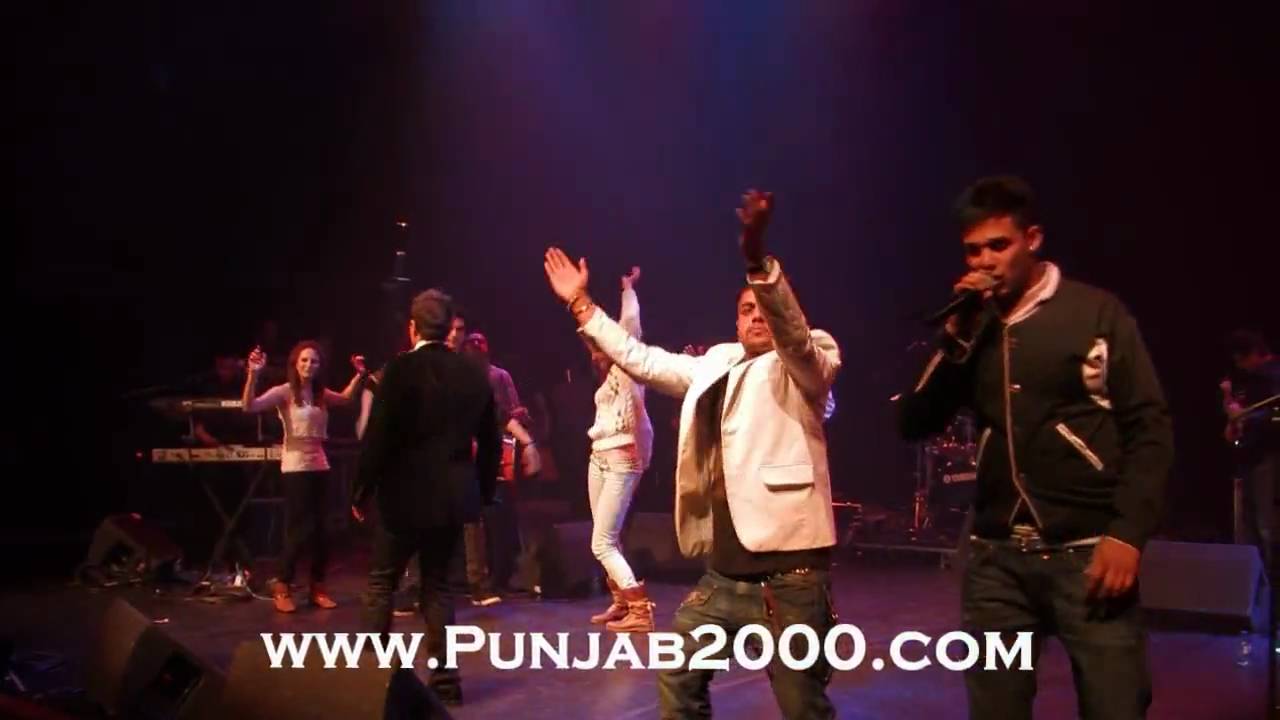 Mundian to bach ke performed live by jaz dhami h dhami & juggy d ...