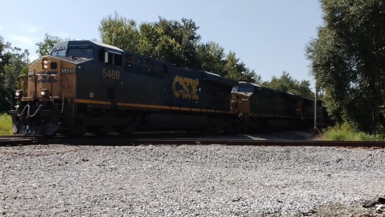 CSX M442 at Crawford 