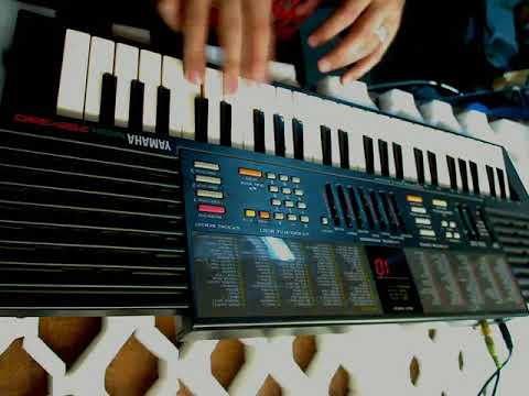 YAMAHA PSS-390 90年代ヴィンテージシンセサイザー YAMAHA PSS-390 (sound and FM edit demonstration) - YouTube