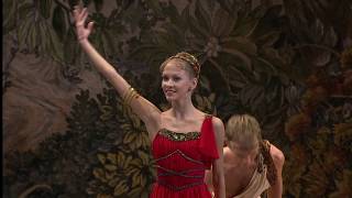 Anastasia Stashkevich and Vyacheslav Lopatin. «Diana e Atteone» from the ballet «Esmeralda». 2011.