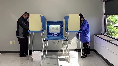 Big turnout on day one of early voting