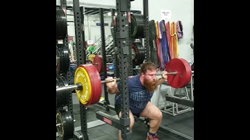 Squats 250KG / 550LB Paused