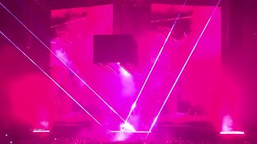 Post Malone - "Saint-Tropez" - Runaway Tour Live