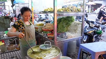 Quán bún đầu cá lóc chính gốc An Giang đông khách ở Sài Gòn