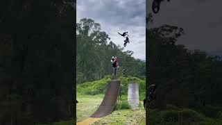 Unusual Tricks on Enduro Motorcyclesэндуро Необычные трюки на мотоциклах эндуро