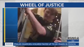 Man accused of striking NOPD officer with chair