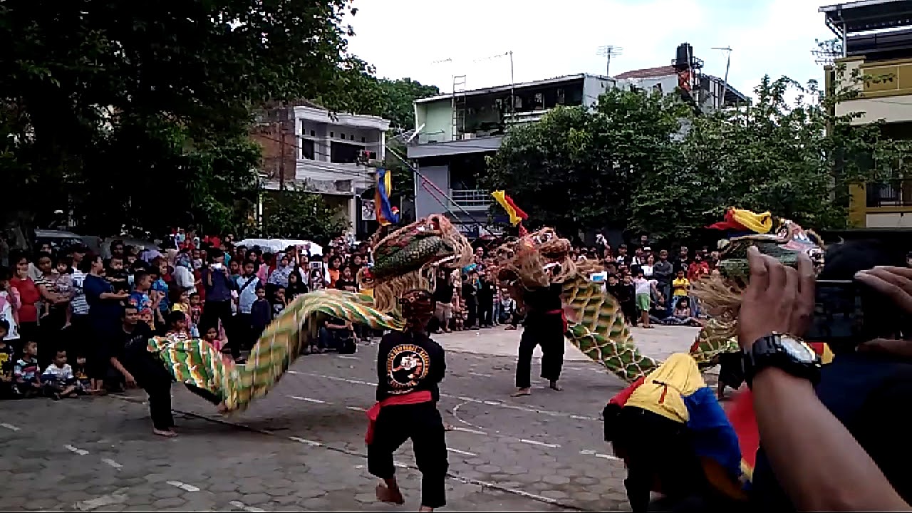 Barongsai panggugah seni rudat buhun