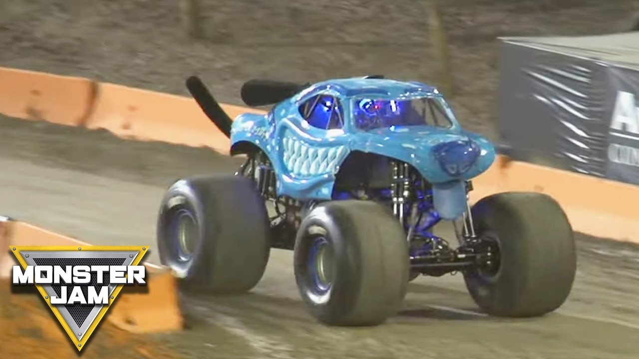 Cynthia Gauthier's Big Air Jump | Monster Jam All-Star Challenge