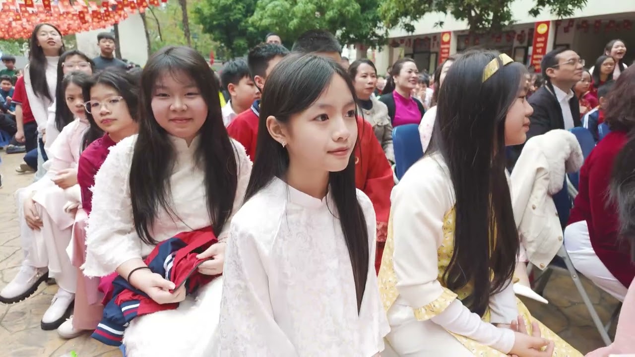 Chào Xuân 2026: Bánh chưng, thư pháp và hội xuân tại THCS Khương Đình