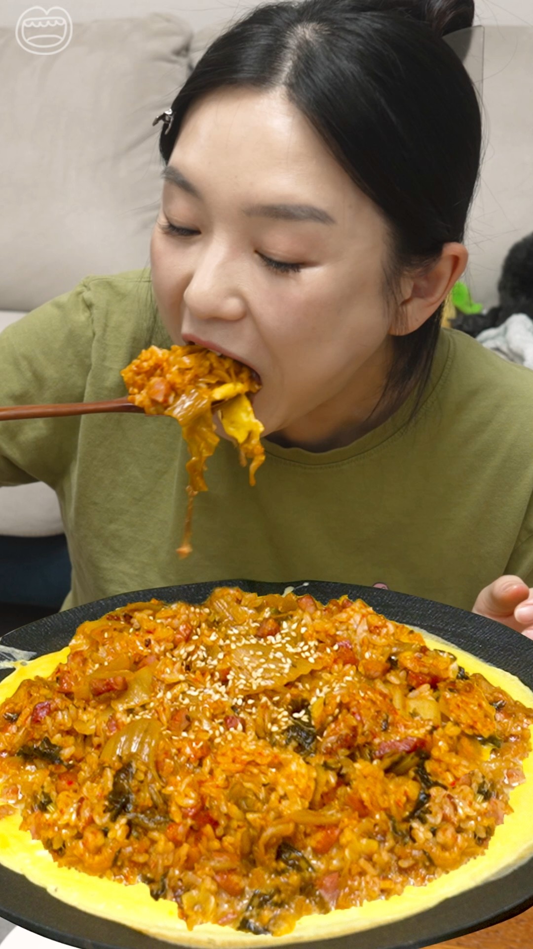 반찬 없을 땐 김치볶음밥