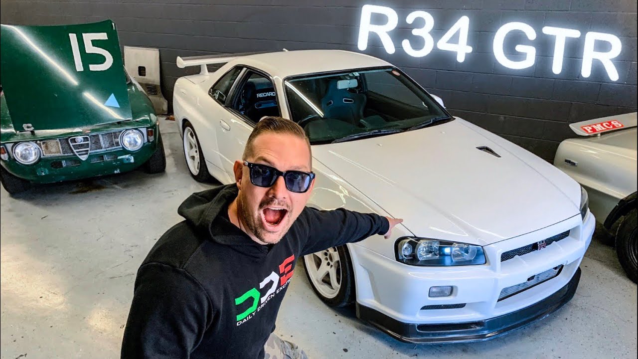 I FOUND A SKYLINE R34 GTR TO BUY FOR THE CHANNEL!  *EMELIA HARTFORD COLLAB*