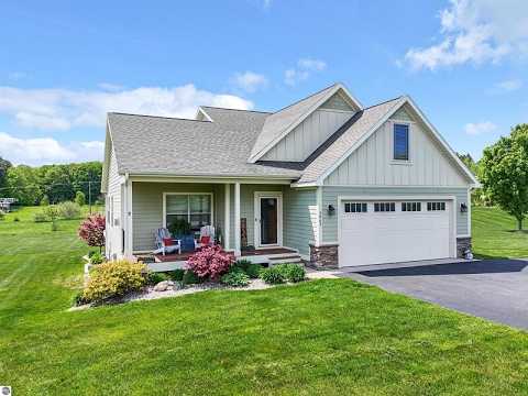 3865 Brayton Lane, Traverse City, MI home video tour