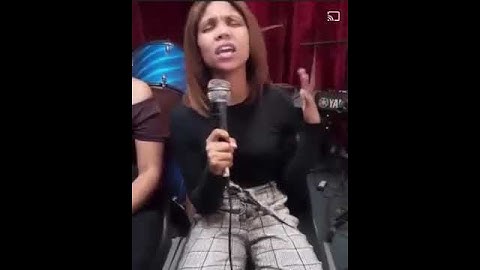 Thumbnail of worship song goes wrong with Adele's easy on me song. #music #cover #adeleeasyonme #shorts
