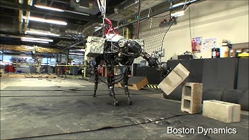 Collaborative multi robot manipulation of deformable objects in dynamic environments