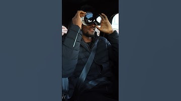 Apple Vision Pro Hidden Feature ✈️ #protip