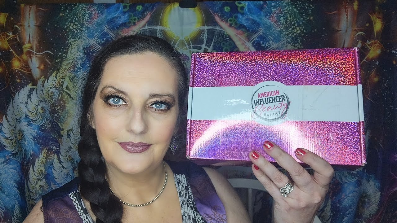 AIA 🎁 American Influencer Beauty Bundle Box. May 2022. 