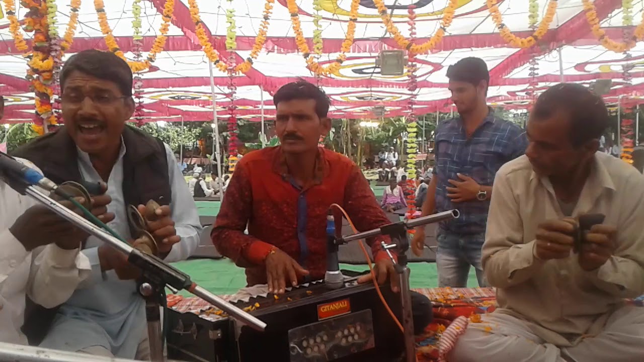 श्री कृष्ण नारदी भजन मंडल सोमगांव की सानदार प्रस्तुति ग्राम खिली खेड़ा भजन प्रतियोगिता मे गायक उप-सर