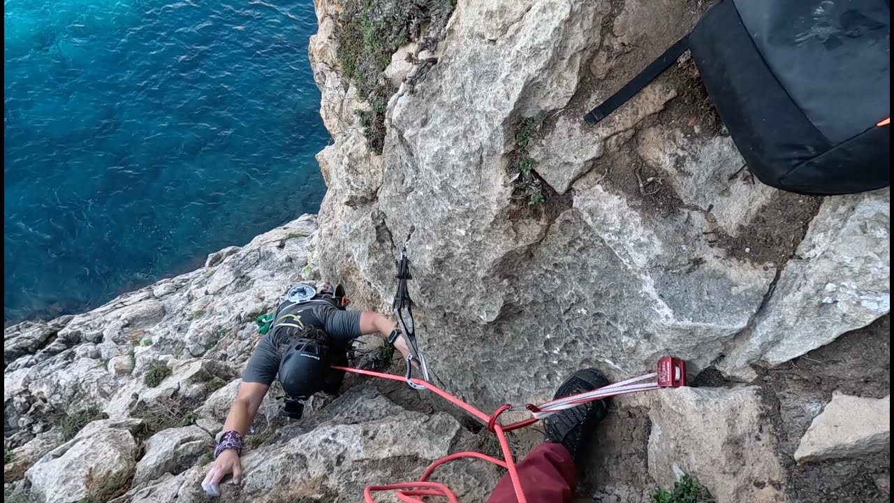 Escalada clásica en Canutells (Menorca)