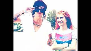 Paramore: Misery Business ( Feat Kellin Quinn)