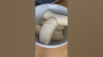 Thumbnail of the easiest healthy brownies ever! #brownies #healthydessert #banana