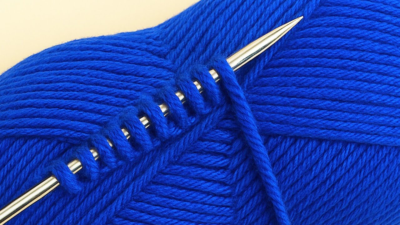 Ух ты! Не могу поверить, насколько красивая и простая схема вязания, которую я сделала для мамы!🧶👌