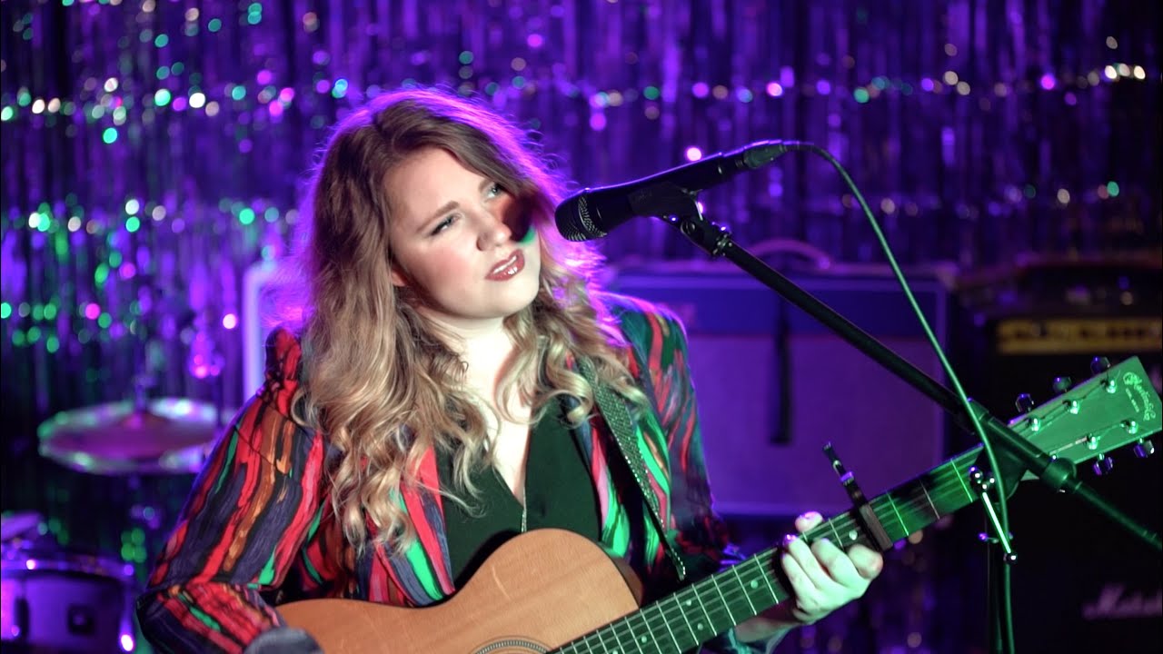 Ver Kristen Englenz - Got Me With Goodbye (Official Music Video) en YouTube Ver Kristen Englenz - Got Me With Goodbye (Official Music Video) en YouTube