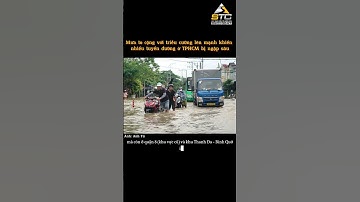 Mưa to cộng với triều cường lên mạnh khiến nhiều tuyến đường ở TPHCM bị ngập sâu