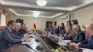 В Цхинвали проходит встреча сопредседателей Женевских дискуссий